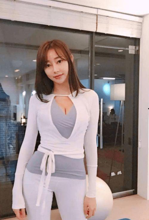 国产熟女性满足视频,揭秘激情四溢的视觉盛宴